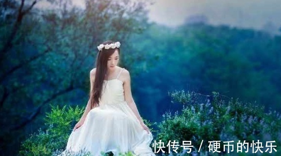 |笑话十则:常常听说酒后乱性之类的,于是我在KTV喝了一瓶五粮液