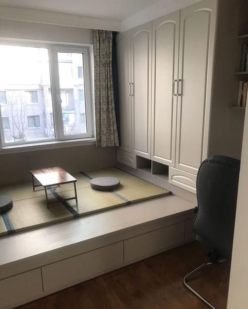 新房|100㎡的新房，现代简约风格简直太美了，尤其是卧室里的榻榻米