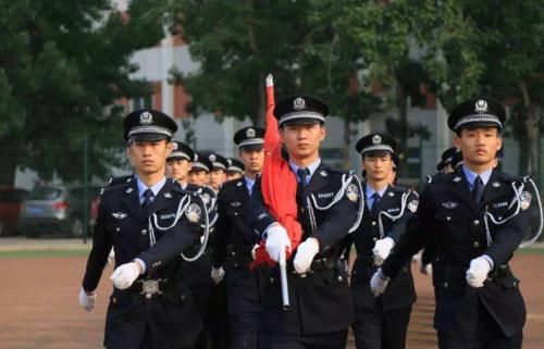 考生|2021年高考将会“备受追捧”的专业，好就业是其一，录取分还不高