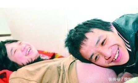 孩子|孩子出生长了“凤爪”,孕妇撒谎因为吃了鸡爪子,被医生当场揭穿