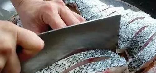 营养|鱼肉这样做最好吃,简单又营养,出锅嫩滑汁美,一周吃3次也不够