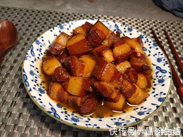 糖色|爷爷做了几十年红烧肉，口感软烂香入味，香料只加这四味即可