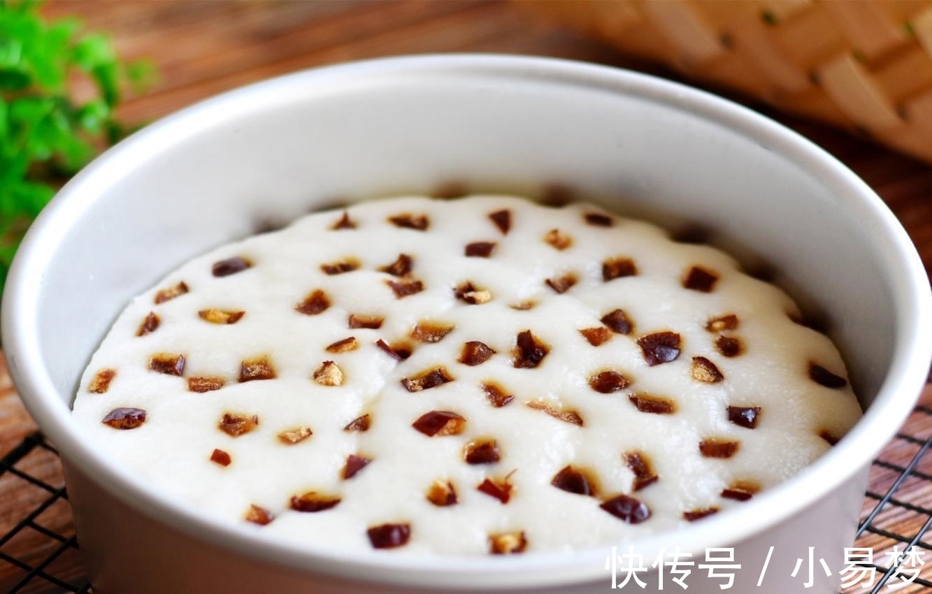 红枣|不用面粉做的发糕, 香软口感好, 孩子一口气吃3块, 还嚷着不够吃