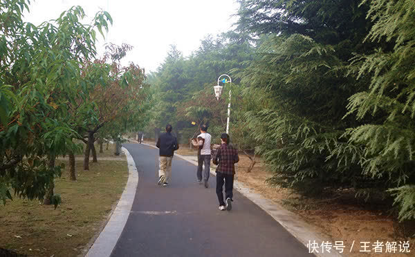 女人过了50岁,体重应该保持多少合适?标准已出,胖瘦一看便知