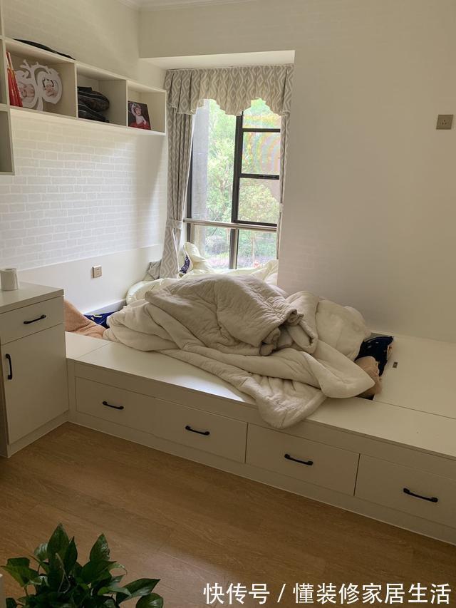 飘窗|简单装修的新房完工,就差软装布置,入户温馨大气,简约风很迷人