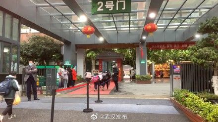 武汉中小学今起开学 “犇”向新学期！