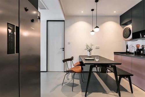 主卧|去客厅化设计,不铺地板不铺砖,100㎡的家反而更时尚大气