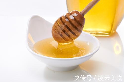 本草纲目|喝蜂蜜排毒吗？哪种蜂蜜排毒效果好？