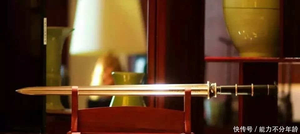 玉具剑|国家珍宝,贵族象征,古代玉具剑鉴赏