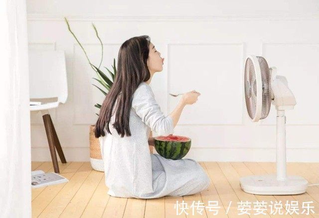 宫寒|女人有宫寒，夏天要避免“4凉”，多吃4种食物，子宫一天天暖了
