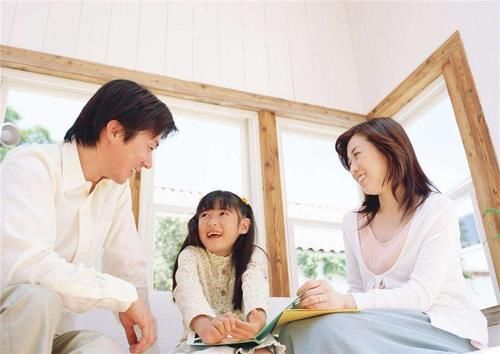 父母|清华教授：凡是长大有出息的孩子，他们的父母大多有这3个特质