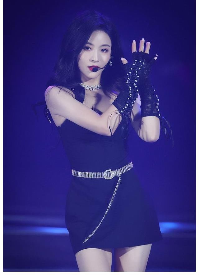 沈梦瑶|SNH48 GROUP人气总决选孙芮夺冠 集体唱团歌画面感人
