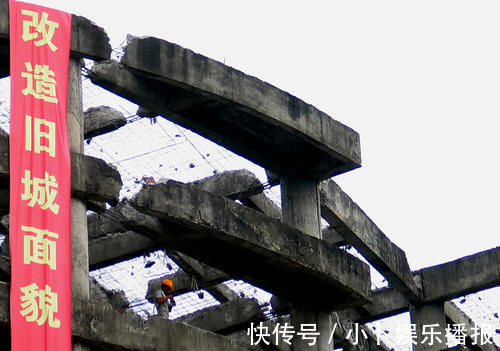 小区|老房子装电梯有“圆满方案”1、2楼仍然反对，三个理由很现实