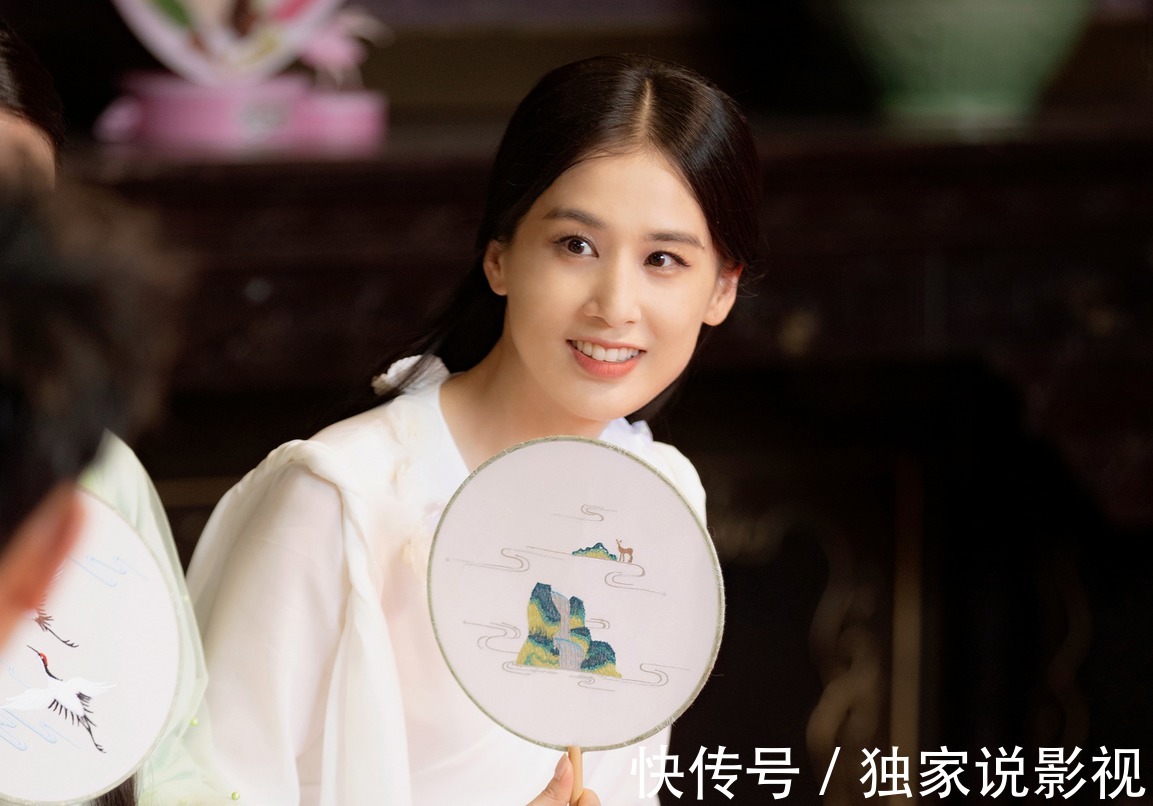 杨紫|那英、黄圣依、杨紫PK白蛇造型，赵雅芝却为何放弃？缘由让人心酸