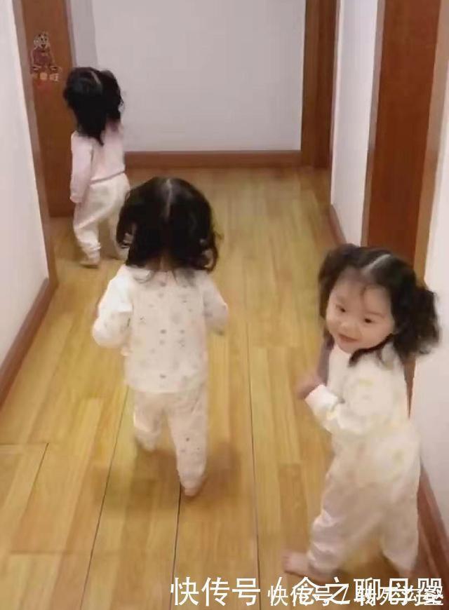 爸爸|爸爸给三胞胎宝宝洗澡,经常弄混,想出的办法笑翻网友:财大气粗