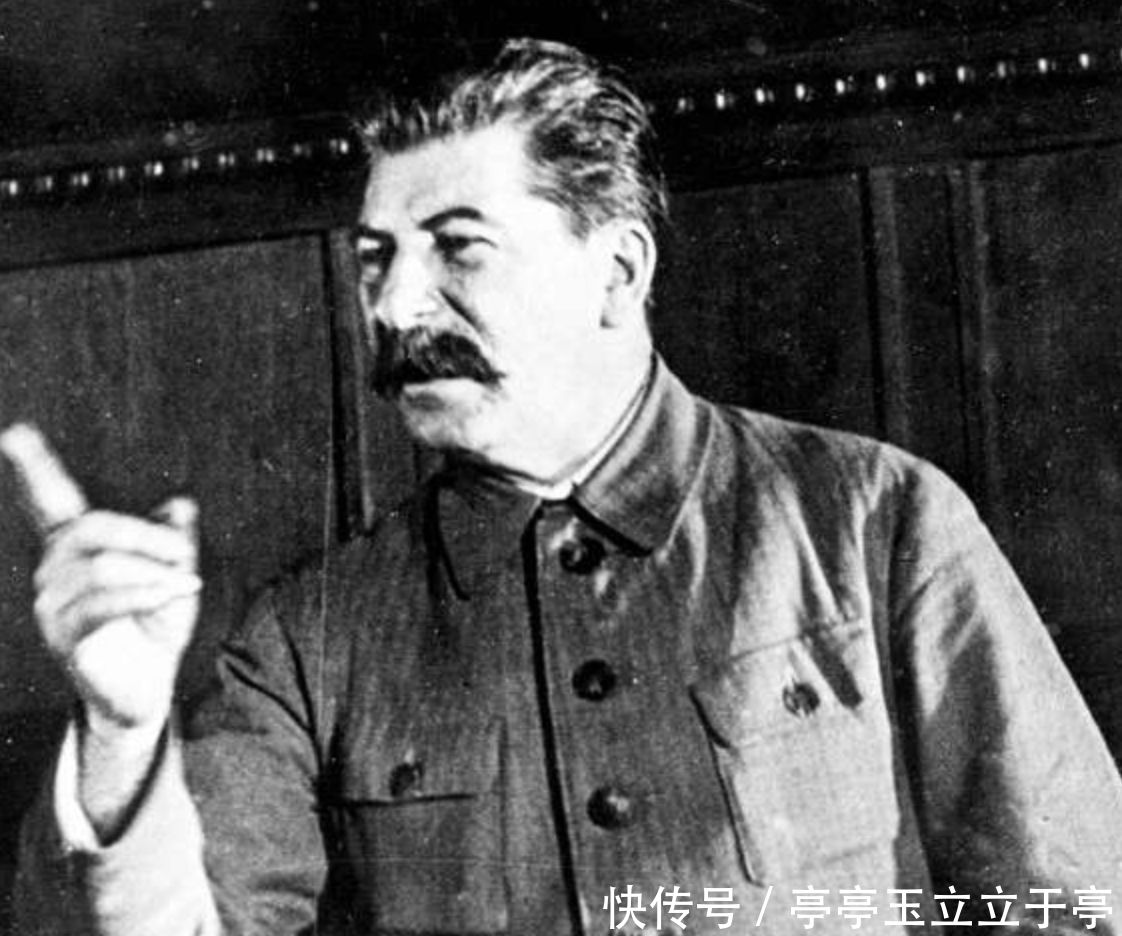 苏军|扮猪吃老虎?拖拉机厂年年愁产量,战时却每月给苏军造几个装甲师