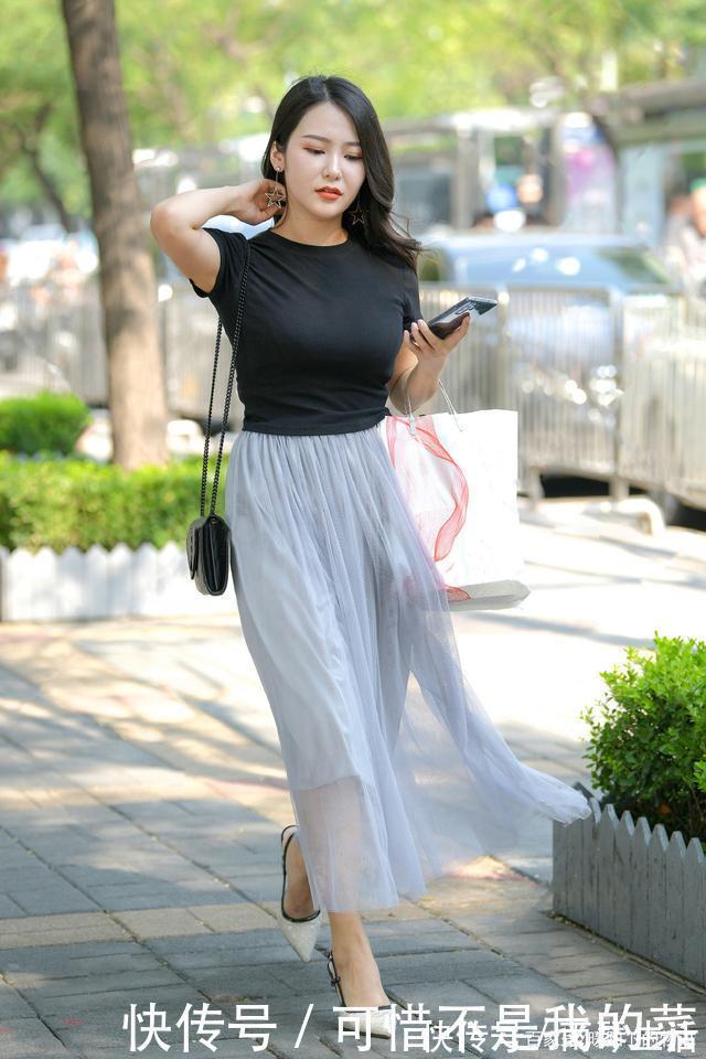 飘逸感 轻盈雅致的纱裙穿搭,显瘦又舒适,身材微胖的女生值得借鉴