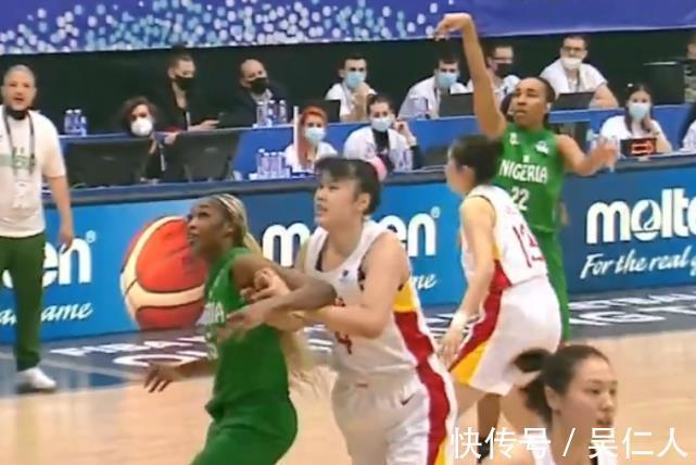 李月汝|90-76!中国女篮开门红,李梦6三分横扫非洲冠军,基本锁定世界杯