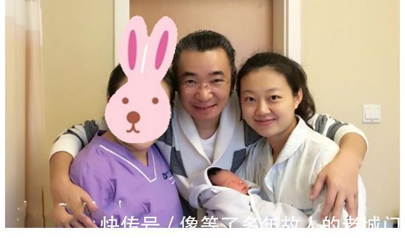 高博漂亮的老婆曝光,他没能成央视一哥,在生活中却是妥妥的一哥