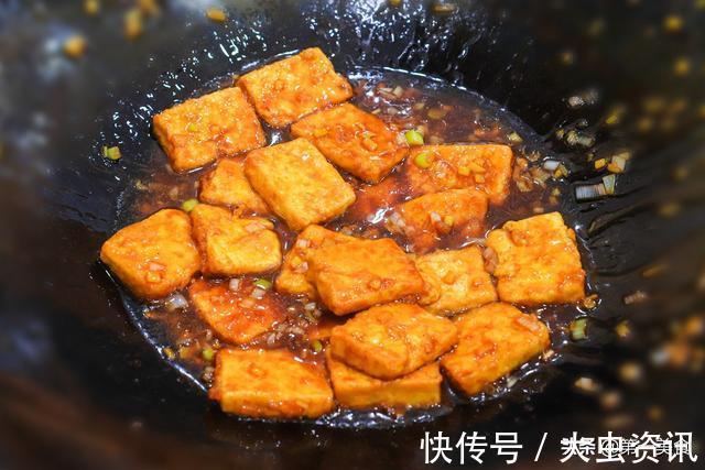 煎豆腐|天凉了，要多吃“植物肉”！3块1斤、蛋白质丰富，和葱是绝配