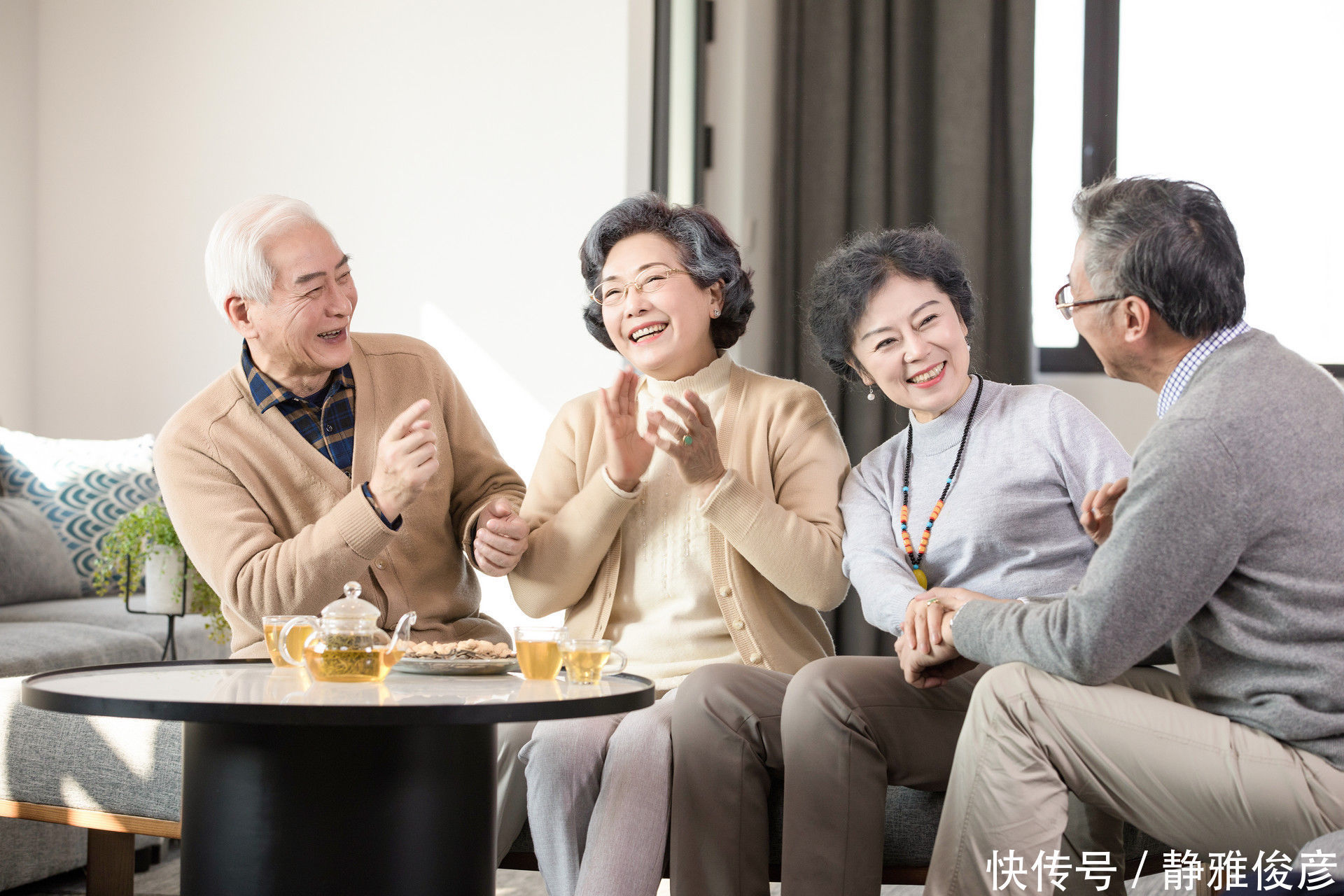 丁克一族|首批“丁克夫妻”双双退休，有钱有闲没有孩子，日子过得如何