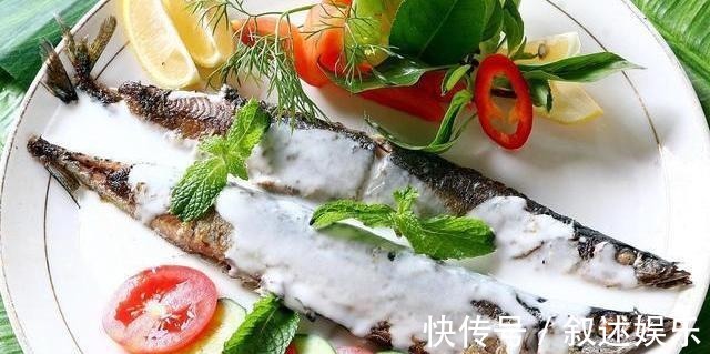 钙质|女人50岁后,容易发生骨质疏松,吃4物,做2事,美容养颜又补钙