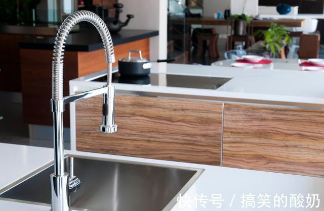 铜质|水龙头买纯铜好还是不锈钢好建材商的话让人害怕,太多人买错了