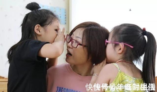 爱上幼儿园|孙子耍赖不去幼儿园,被奶奶“无情”拎起,网友一招收拾两代人