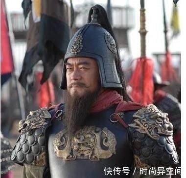 水浒五大高手,东枪西矛南刀北蛮中麒麟,武松林冲差得远