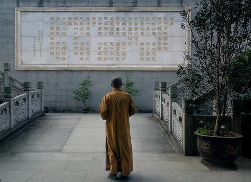  到底|众生和佛有区别吗？佛到底在哪里？