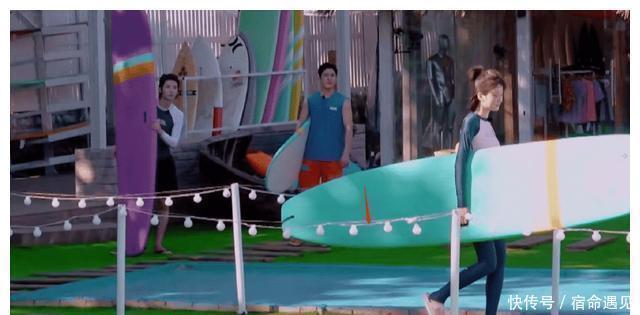 黄轩当店长的综艺，节目形式像《中餐厅》，首期嘉宾王一博变话痨