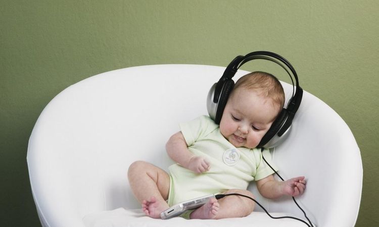 dh宝宝三岁前有这6大特征,长大后可能是高智商!