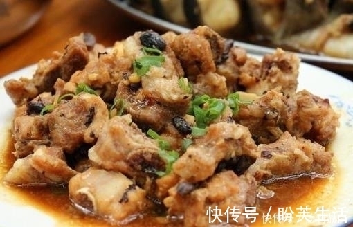 秋天,我家最爱吃的一道蒸菜,每周做一次,鲜美下饭,营养又健康