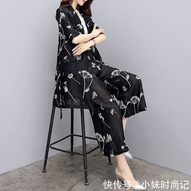 套装裙|有一种女装:叫“薄西服“,配连衣裙+高跟鞋,高贵优雅有女人味