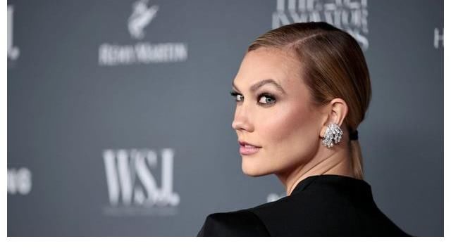 卡莉·克勞斯(Karlie Kloss)出席WSJ.雜志舉行的2021年創(chuàng)新者獎