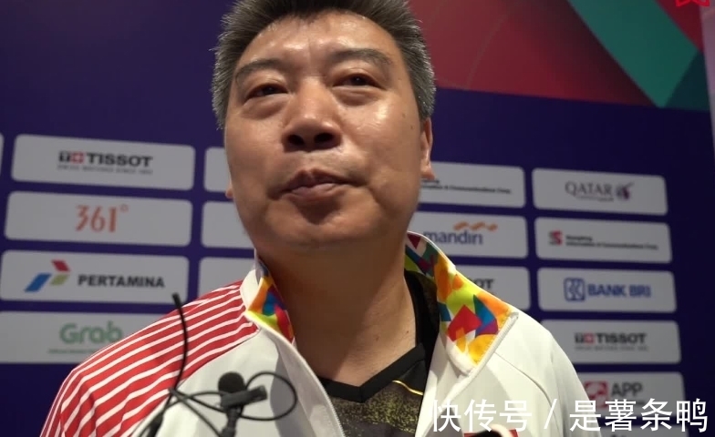 国乒|国乒不成文的规定,想捏孙颖莎脸是有条件的,孙颖莎:符合才让捏