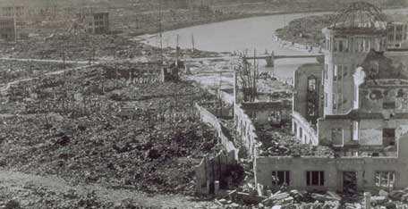 本民众|被美国原子弹炸过的广岛长崎,为何现在能住人,真的不怕被辐射