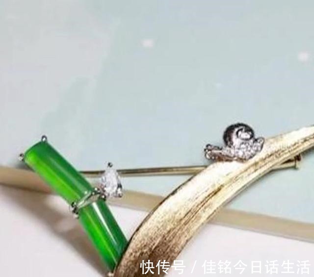 彩云追月@现代翡翠设计,颠覆想象,美不可言!现代翡翠设计,颠覆想象,美不可言!