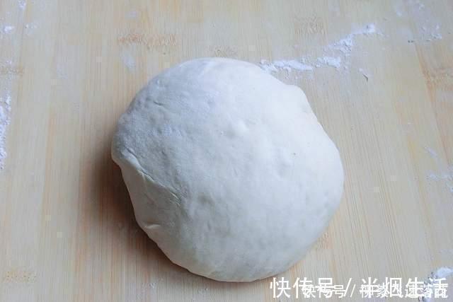 白菜做馅别直接拌,面点师告诉你详细做法,饱满不出水,鲜香好吃