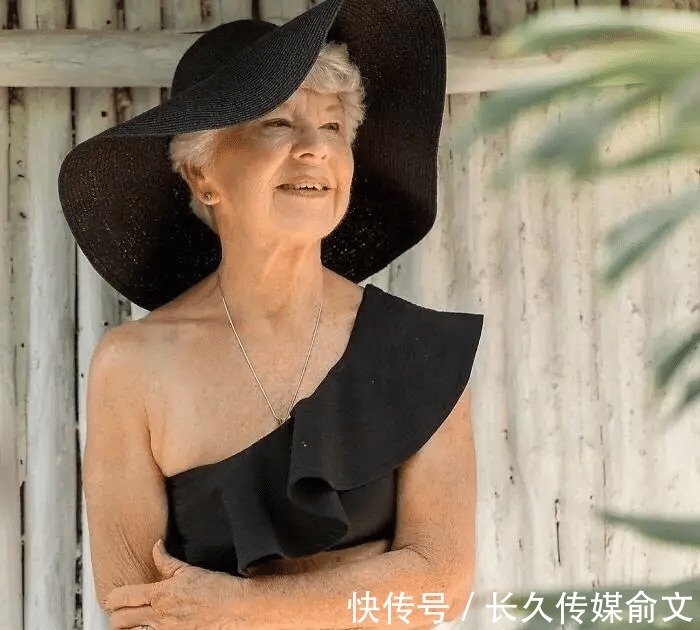 拉力绳|胖奶奶71岁开始健身，坚持3年减掉56斤：改变自己，无关年龄