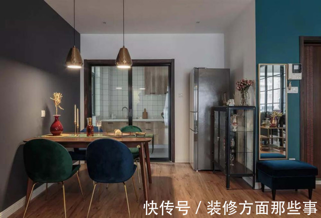 原木风|93平混搭风三居室,将原木风厨房融合到了设计中