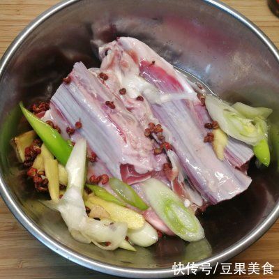 这样的年夜饭硬菜～酱香牛肉没人能抗拒