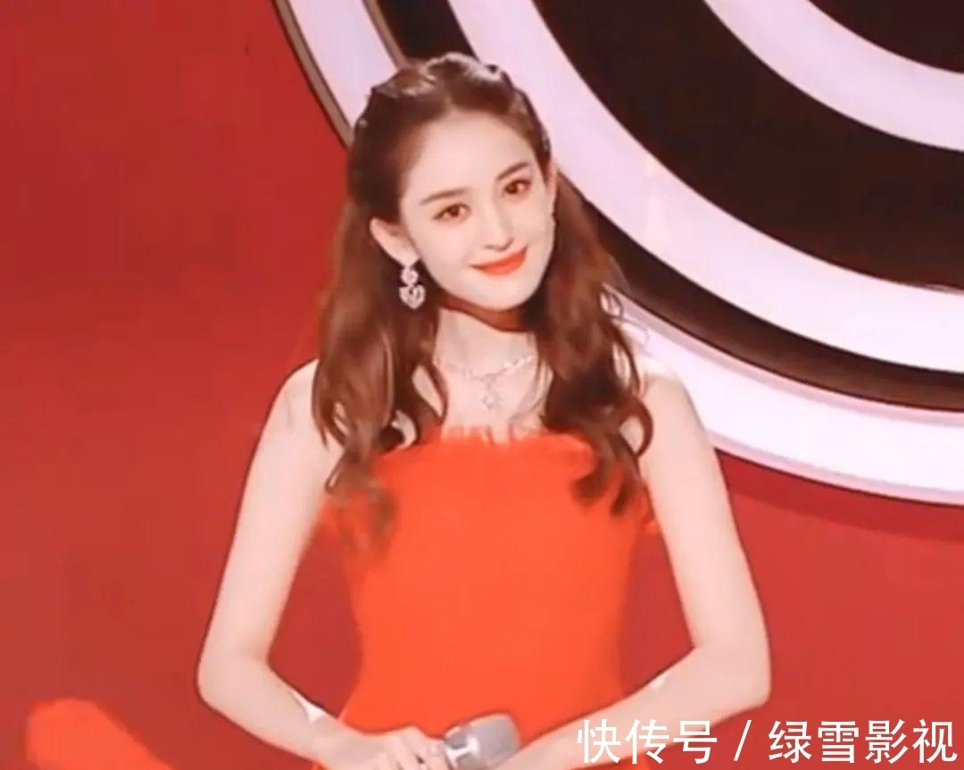 大张伟|芒果台晚会看点大赏：黄晓明深情献唱，大张伟欢乐蹦跳，杨倩比心