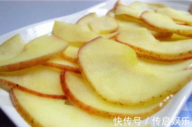 红富士|苹果和此物一起炖,每天一碗,暖胃养胃,养心安神,一觉睡到天亮