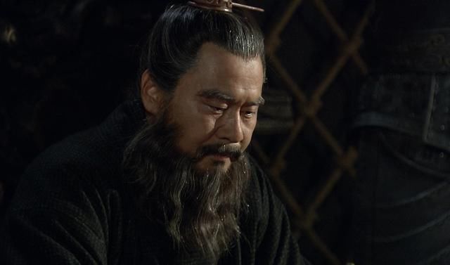 魏延|汉中之战后，刘备为何要破格选魏延镇守汉中？这其中的猫腻，张飞永远不懂