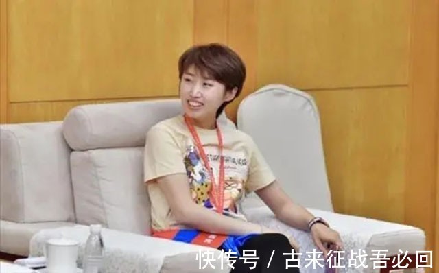 施之皓|天才乒坛少女：被教练骂没文化，退役后进清华，华丽转身变白富美