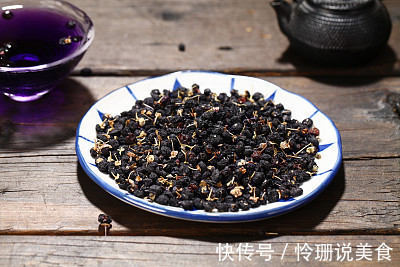 黑枣|6种“黑色”食物,堪称年轻人的“门面担当”,男人女人都要多吃!