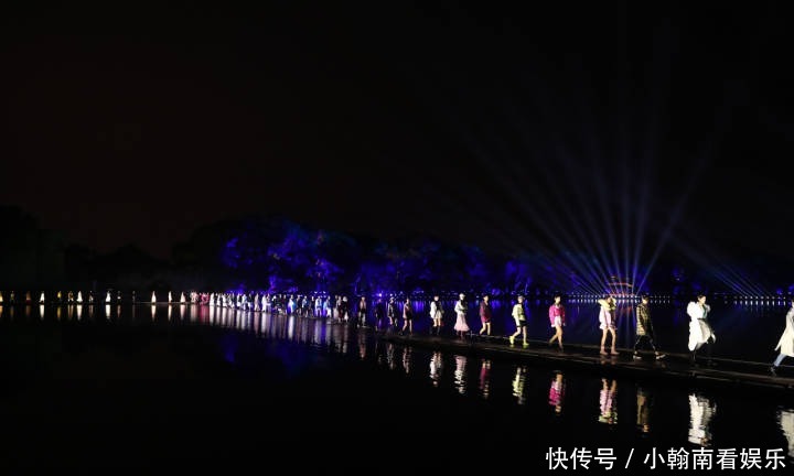 超百名模特时装走秀,让人文西湖多了一份时尚