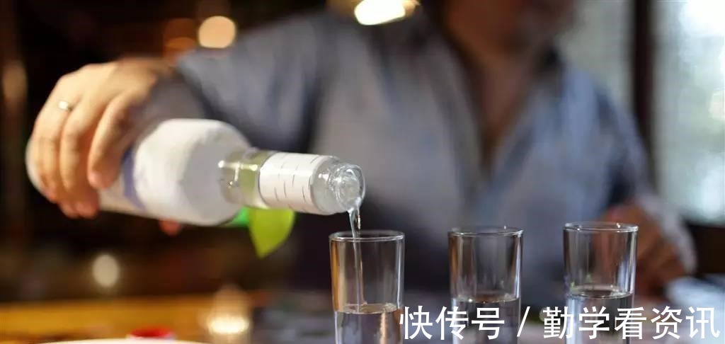 红背菜|新发肝癌一半在中国!这4种食物很伤肝,再喜欢也不能多吃!