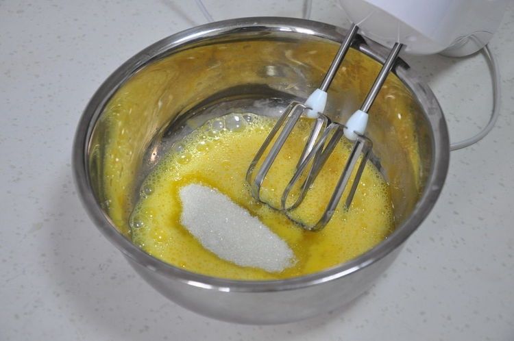 3个鸡蛋1碗面粉,简单美味,奶香味浓郁